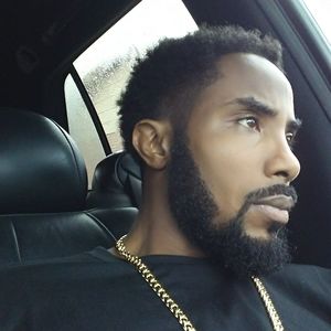 Meet your Posher, Dennis